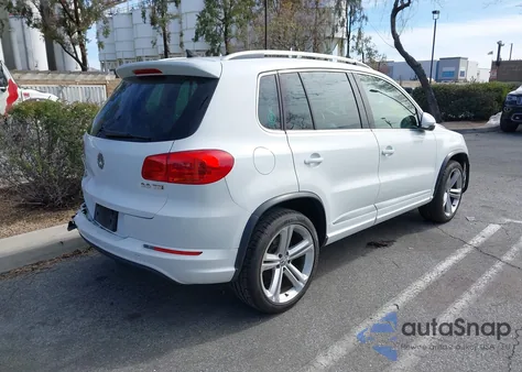 2015 Volkswagen Tiguan R-Line z USA, uszkodzony, nr VIN WVGAV7AX9FW092348